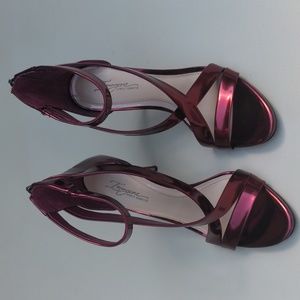 Imagine Vince Camuto Devin Heels